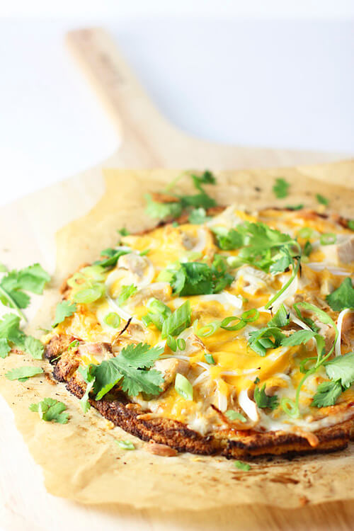 Chicken-Enchilada-Cauliflower-Crust-Pizza-3