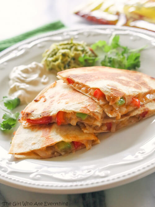 TheGirlWhoAteEverything_FajitaQuesdadillas_Hero3_Vertical1