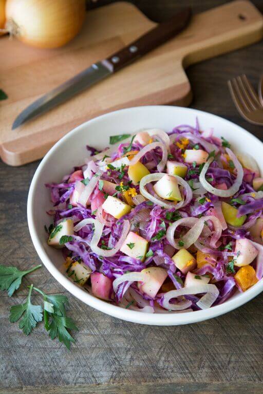 Red Cabbage and Onions with Apples and Apricots