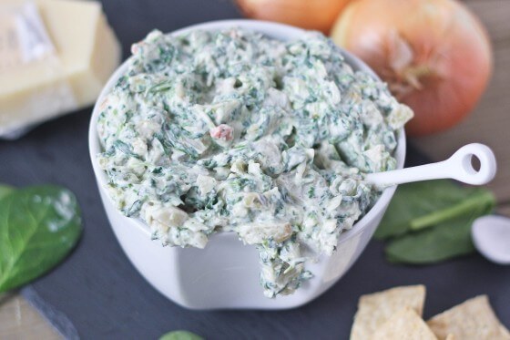 spinach-parmesan-caramelized-onion-dip- bake your day47-560x373