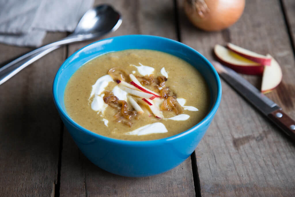 Curried Caramelized Onion Apple Soup (horiz.)