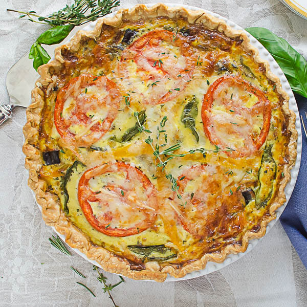 12 Eye-catching Quiche Recipes with Onions